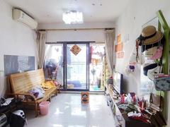 金地名津 小区环境优雅、自住宜居精装修、户型方正。