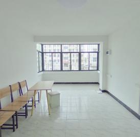 上表生活区 3室2厅87m²精装修