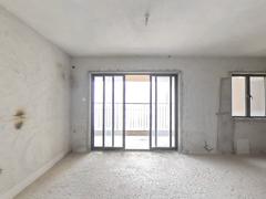 华发峰尚一期 4室2厅130.69m²毛坯