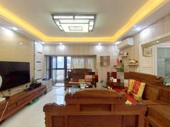龙岸 5室2厅75.15m²整租