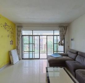 金碧丽江 3室2厅120.96m²精装修