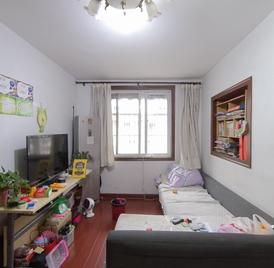 化机小区 化机小区 2室2厅70m²满五年