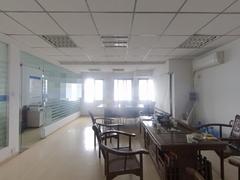 蓝筹国际 3室1厅118m²精装修