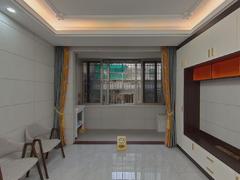 宝安24区住宅楼 灵芝站 全新精装3房 看房方便 诚心租 配套成熟