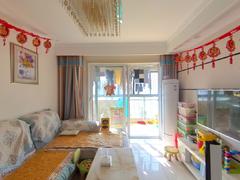世纪荣廷小区 3室2厅96.45m²精装修