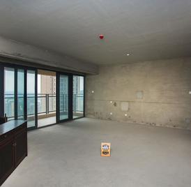 特发和平里花园二期 5室2厅179.52m²满五年