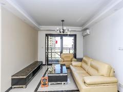朗泓龙园大观 4室2厅86.04m²满五年