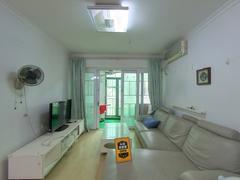 123dbce1-f591-43db-8529-9542214e008f.jpg-240x180