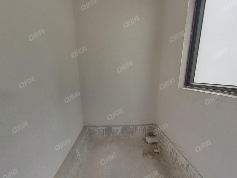 中山佳境康城臻盛园卫生间照片_佳境康城臻盛园 5室2厅312m²毛坯