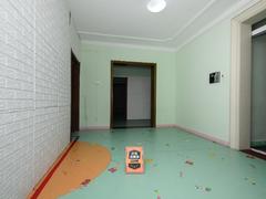 可园五期 6室1厅109m²整租