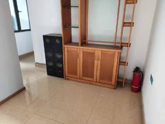 i派龙城 4室2厅100.64m²整租