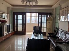 金枫苑 4室2厅148m²普通装修