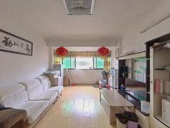 富豪花园 3室2厅93m²精装修