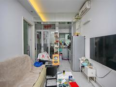 新天地名居 1室1厅38.44m²精装修