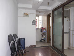 劲顺花园 1室1厅38.67m²精装修