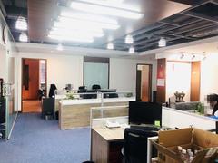 国际商会中心 按照房产证面积出租,使用率高 精装户型方正实用