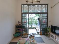 桂芳园八期 5室3厅81.02m²满五唯一