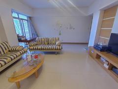 海滨花园 3室2厅123m²满五唯一