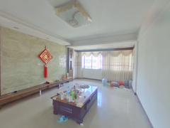 恒峰新村 4室3厅175.82m²整租