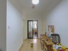 陈小巷 3室1厅82.57m²精装修