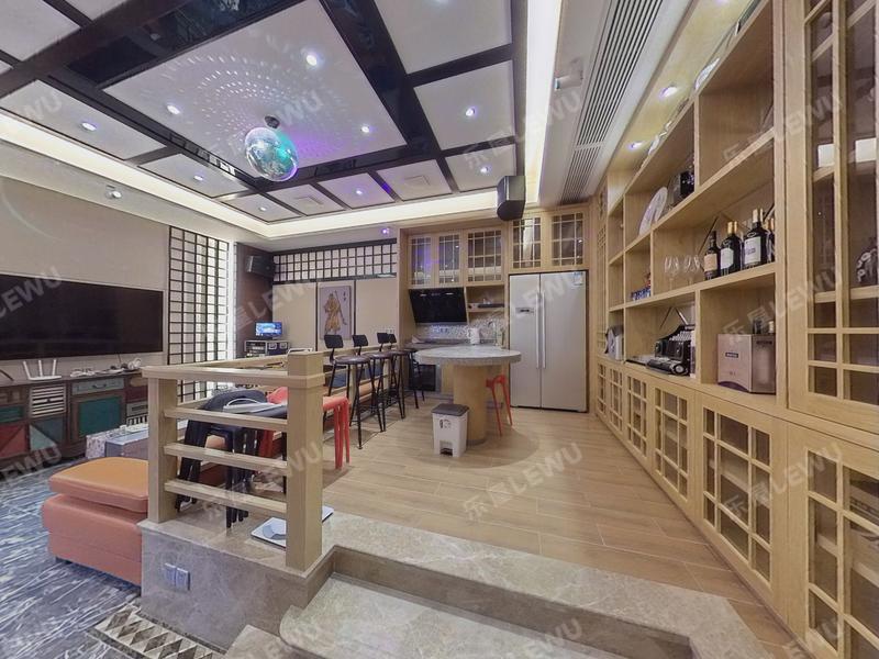 中山云山雅墅二、三期客厅照片_云山雅墅二、三期 豪华精装！6室4厅260m²精装修！