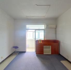 鑫鹏大厦 1室0厅41.78m²满五年