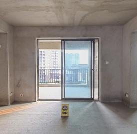 光明观澜公馆 4室2厅123m²毛坯