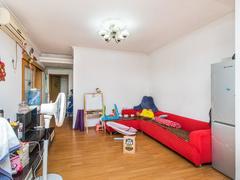 新港鸿 2室2厅63.81m²精装修