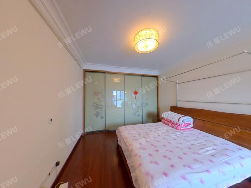 合肥水墨兰庭卧室照片_水墨兰庭 3室1厅134.32m²满五年