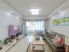 融侨悦城 3室2厅114.25m²精装修