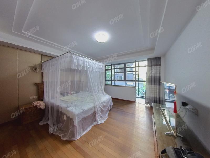 中山锦绣国际花城3期卧室照片_锦绣国际花城3期 别墅好房,分3层,使用面积大.居住舒服,值得购买