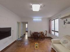 天地大厦 3室1厅92.86m²整租