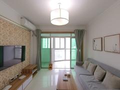 信义假日名城五期 2室2厅66.52m²整租