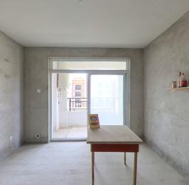 奥青城 3室2厅81m²毛坯