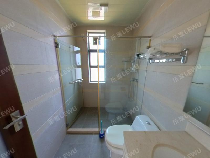 中山凯茵新城碧云天卫生间照片_凯茵新城碧云天 4室2厅240m²普通装修