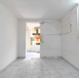 莲花山小区 5室0厅92m²普通装修