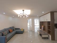 民航小区 3室1厅123.5m²满五年