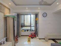 禹洲华侨城三期枫园 3室2厅93.44m²精装修