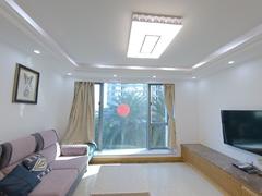东海花园二期 新出住家三房二厅,有车位,大社区家私全齐
