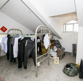 银屏花园 3室3厅1厨1卫 123.6m² 普通装修