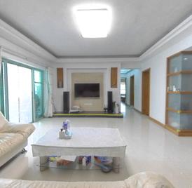 凤凰花园 4室2厅141.7m²整租