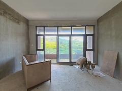 凤凰山一号 5室3厅1厨3卫 275.0m² 毛坯
