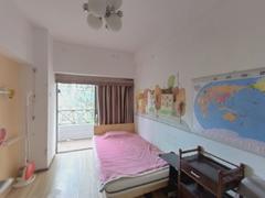 旭飞花园 1室1厅50m²整租