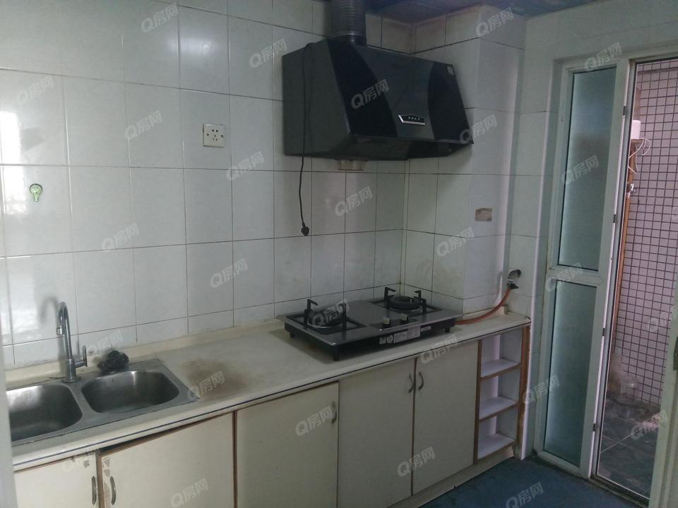 建业大厦 3室1厅86m²整租