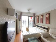 万科红一二期 1室0厅30.57m²满五年