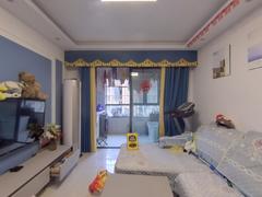 力高共和城倾城水乡东区 2室2厅72.46m²精装修