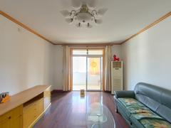 公园新村 4室2厅146.98m²普通装修