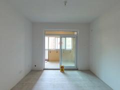 世纪荣廷小区 3室2厅93m²精装修