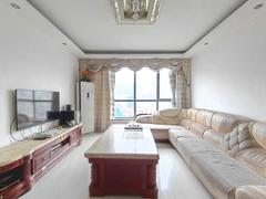 海岸豪苑 3室2厅89.66m²整租