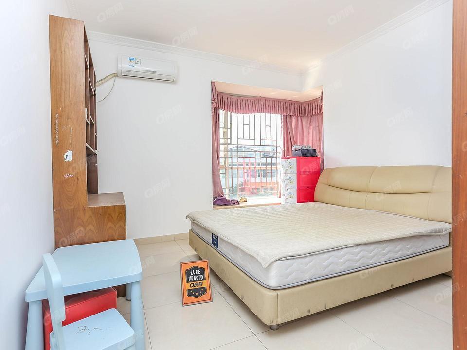 尚景欣园二期 4室2厅142.6m²普通装修